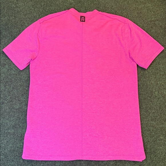 Tiger Woods by Nike Aeroreact Mock Neck Polo (Pink with Black accents / Size M) - Picture 7 of 7